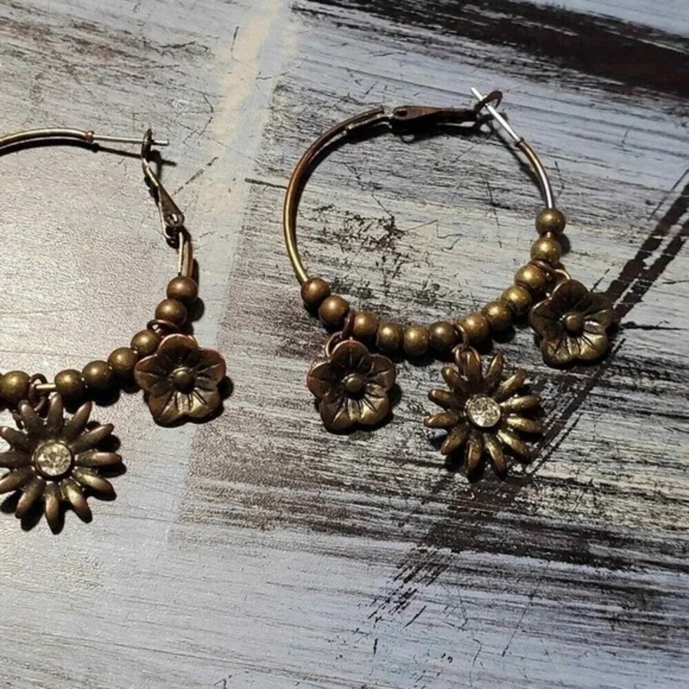 Lucky Brand‎ Antique Bronze Floral Beaded Earrings Rhinestone Sunflower Charms